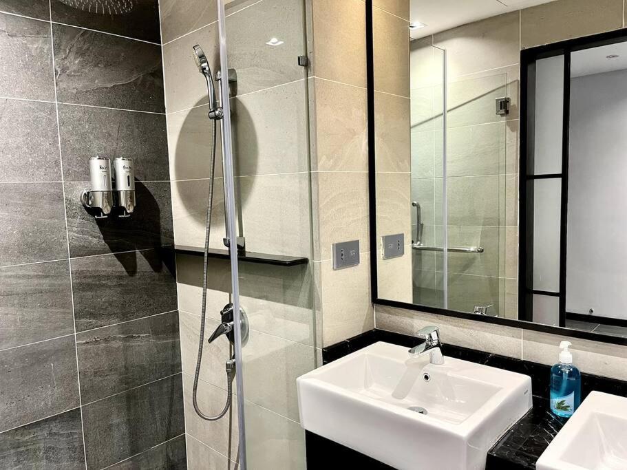 #23 Kl Towel View Twin Bed Suites @ Infinity Pool Kuala Lumpur Eksteriør billede