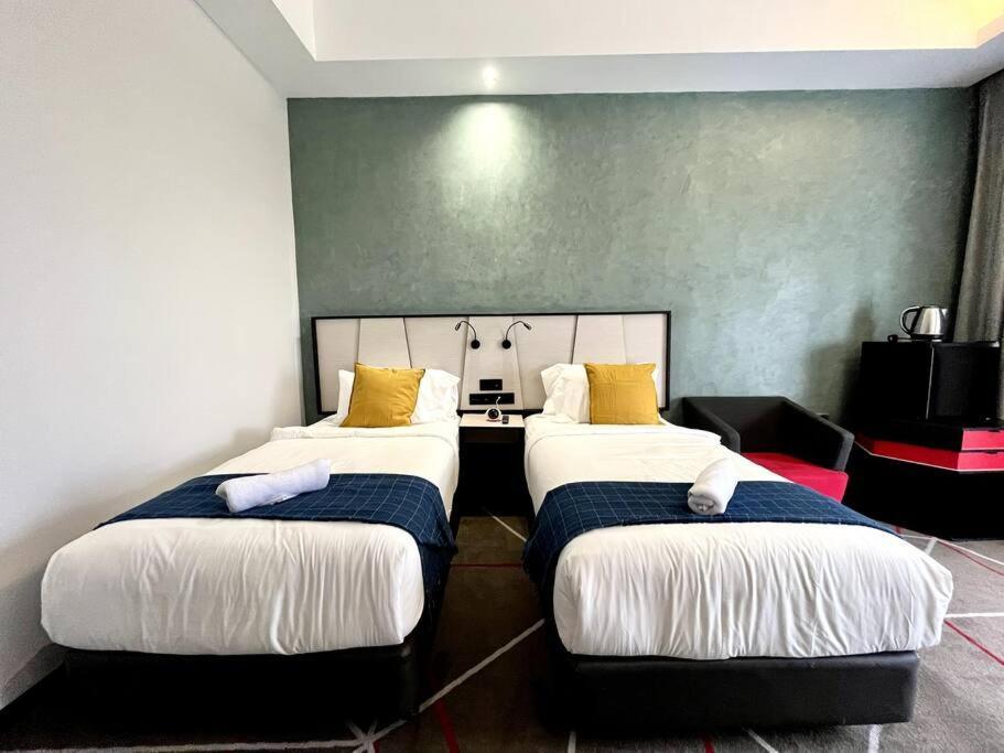#23 Kl Towel View Twin Bed Suites @ Infinity Pool Kuala Lumpur Eksteriør billede